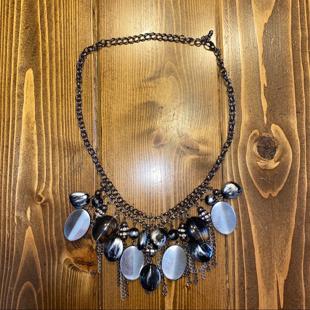 Authentic Premier Designs Necklace